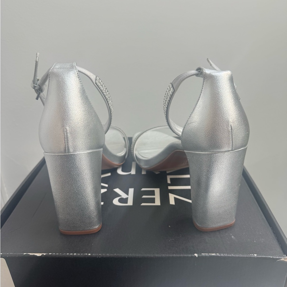 Naturalizer Joy Sparkle Silver Heeled Sandals Size 10 - Picture 3 of 10